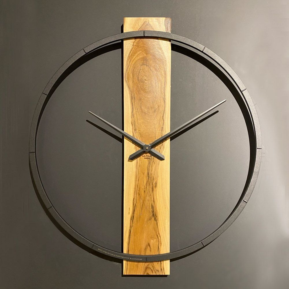 Alvar Wanduhr 80 cm – Walnussholz & Metall | Edle Designeruhr in Gold, Schwarz oder Chrom von RH Clocks