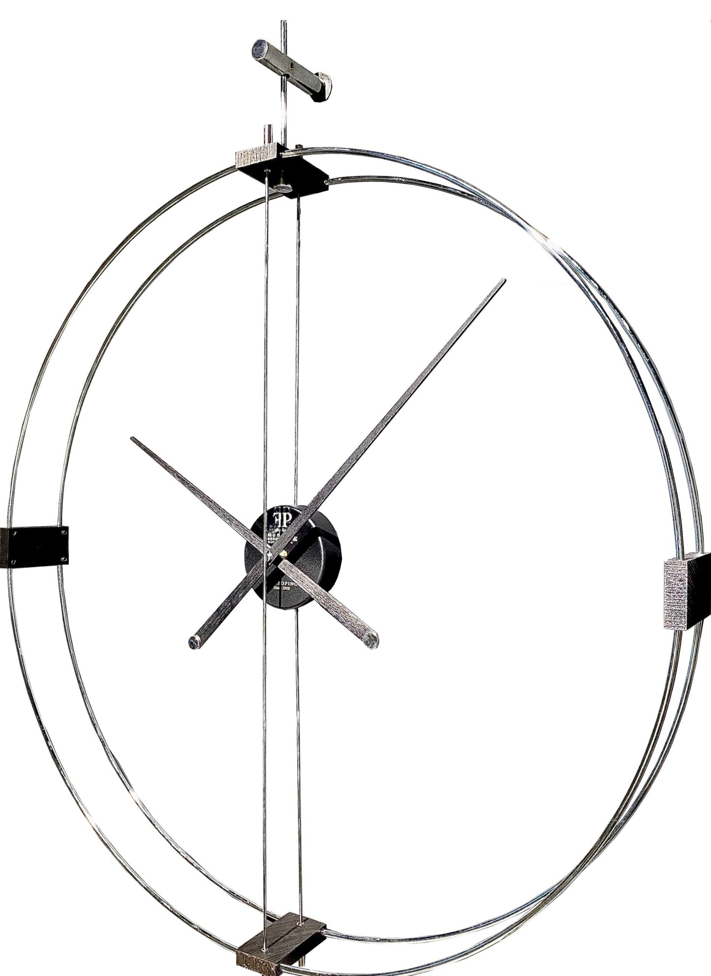 Portofino Wanduhr 80 cm – Black Carbon, Chrom & Metallic Gold | Minimalistische Designeruhr von RH Clocks