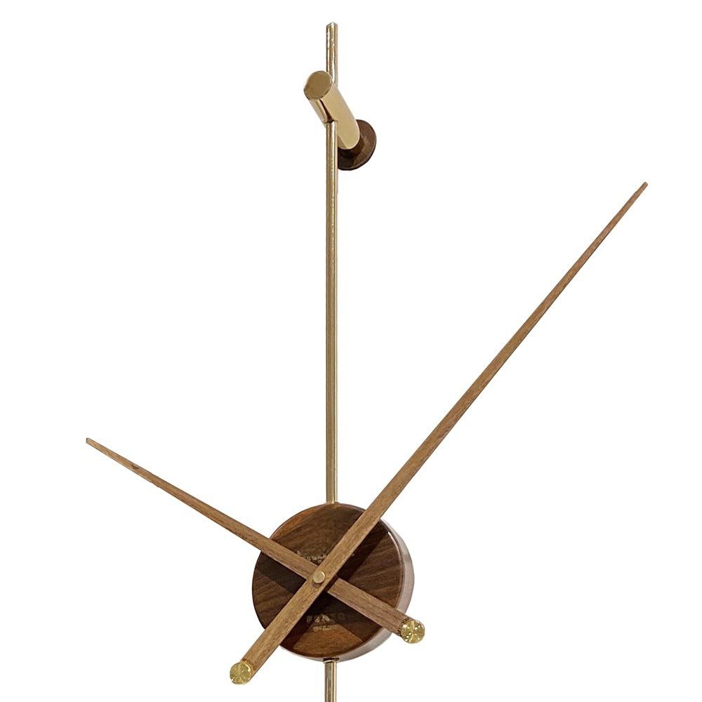 Punto Wanduhr 110 cm – Antikgold, Metallic Gold, Chrom & Black Carbon | Vertikale Designuhr aus Metall, Holz & Kupfer von RH Clocks