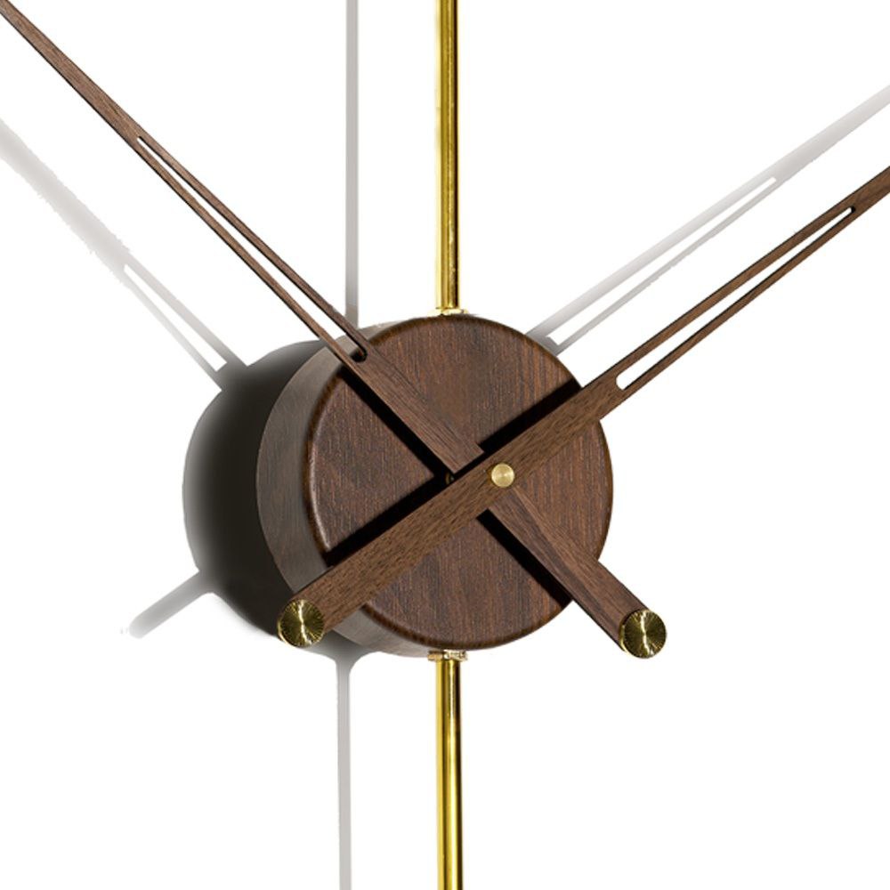 Punto Wanduhr 110 cm – Antikgold, Metallic Gold, Chrom & Black Carbon | Vertikale Designuhr aus Metall, Holz & Kupfer von RH Clocks