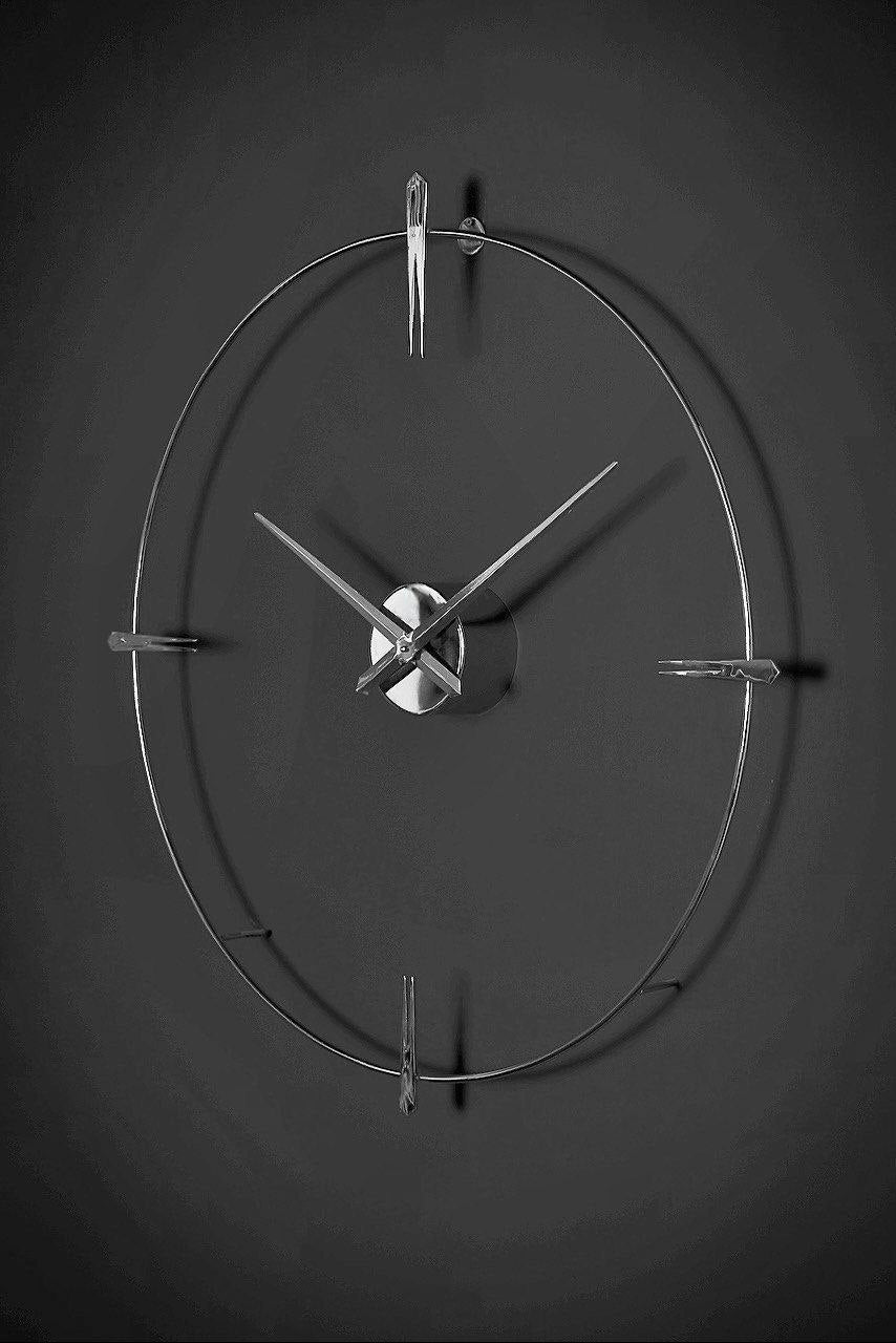 Seitenansicht – Wanduhr 80 cm – Zigma - Chrome